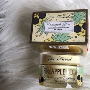 Too Faced Pineapple Glow Face Mask